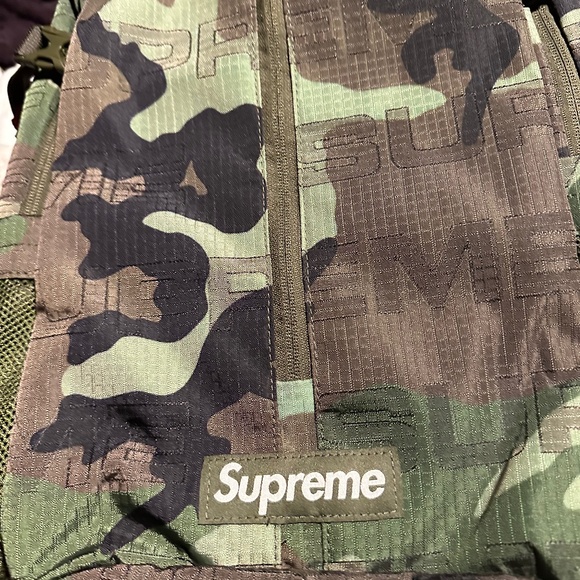 Supreme logo-print Backpack FW21" - Green - Picture 1 of 1